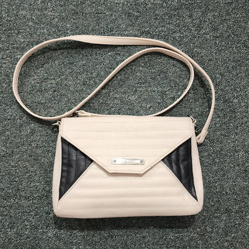 Nine West nine west